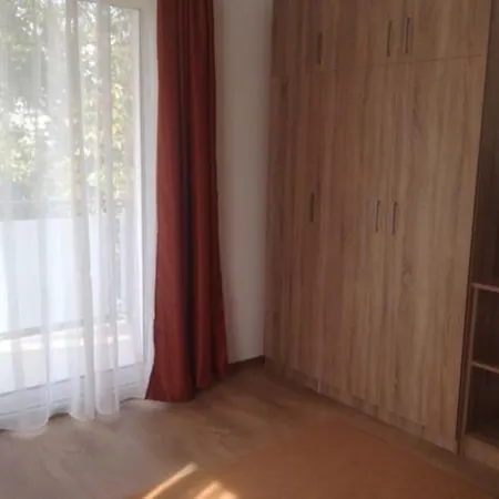 Victor's In Daire Kaloşvar